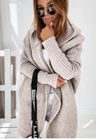 Lange Strickjacke oversize mit Kapuze und Wolle Montevista Grau