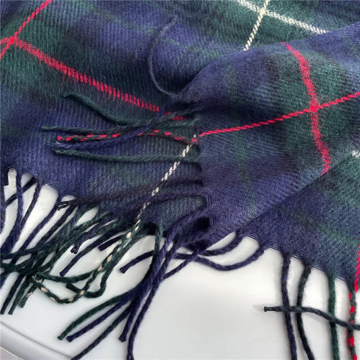Women's Stylish Knitted Scarf with Tassels